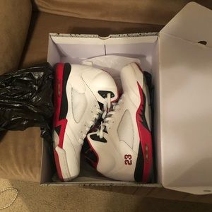 Air Jordan 5 fire red (2013) size 13